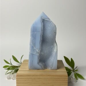 Blue Agate Crystal Geode Decor